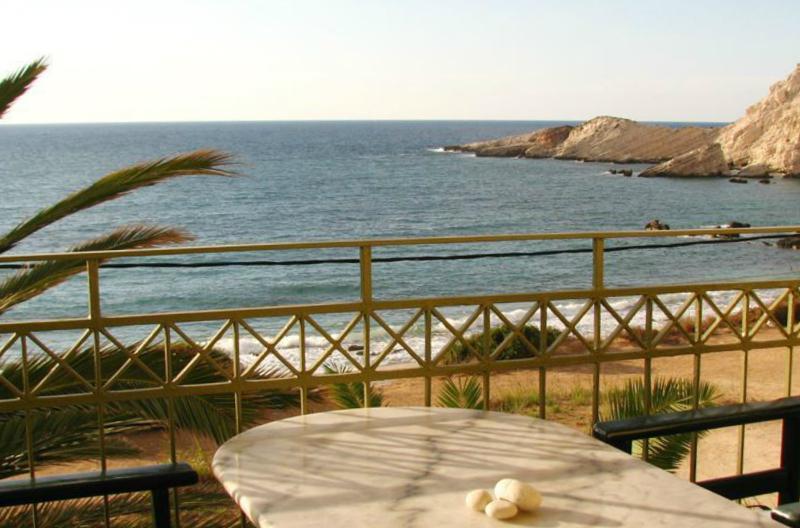 Myrtles Of Petani Hotel Vóvikes Buitenkant foto